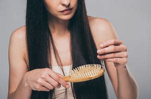 Understanding the Difference Between Hair Breakage and Hair Loss ...