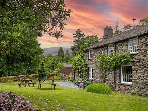 Little How, Grasmere | Holiday Cottage | Bird Spot