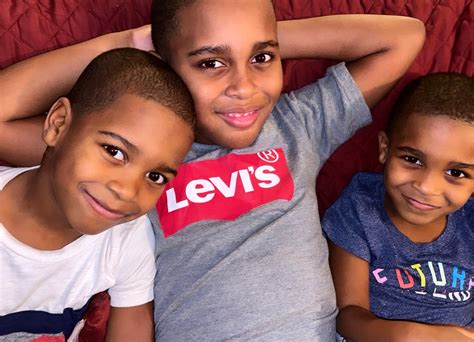 WATCH: Brotherly love in action as a boy teaches his little brother how ...