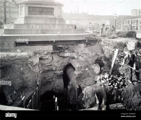 59th Street circle Subway construction, under the Columbus monument ...