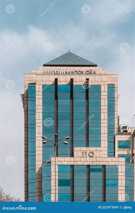 Mutua Madrilena Skyscraper in Castellana Editorial Photo - Image of ...