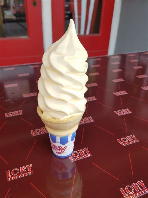 The Lory Movie Theater - Highland, IL