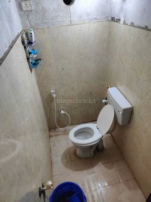 Perusan Nivas Mens PG/Hostels in Thousand Lights,Chennai