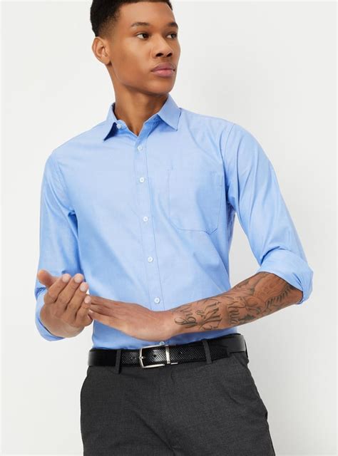 Buy Men Solid Slim Fit Formal Shirt Online at just Rs. 699.0 ...