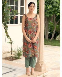Buy Designer Hand Block Printed Kurtas for Women | The Loom