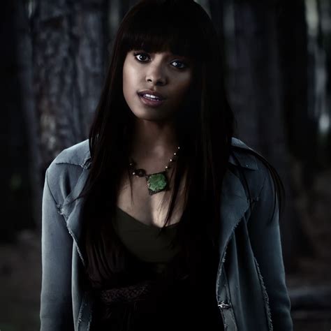 bonnie bennett s4 | Bonnie vampire diaries, Bonnie bennett, Bonnie bennet