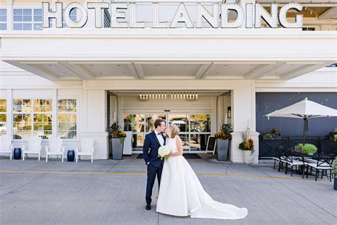 Hotel Landing, Wayzata | Wedding - shanelongphotography.com