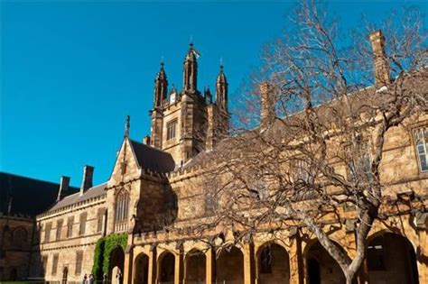 2018年澳洲本科留学生申请方式-中青留学中介机构