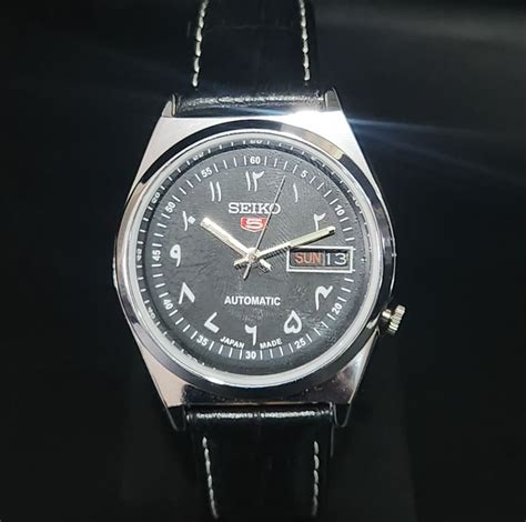 Vintage Mod Arabic Seiko 5 Automatic 17 Jewels Cal. Black Silver Face ...