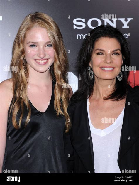 Sela ward daughter anabella hi-res stock photography and images - Alamy
