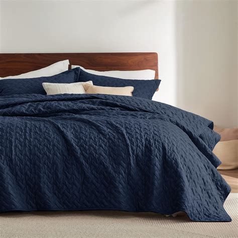 Bedsure King Size Quilt Set - Lightweight Summer Quilt King - Navy ...