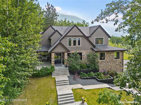 Homes for sale - 3323 Bear Ridge CIR, Eagle River, AK 99577 – MLS#2...