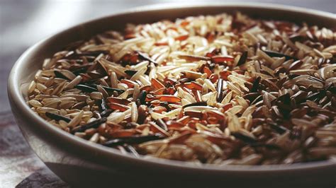 White rice vs brown rice debate: Decoding the nutritional contrasts