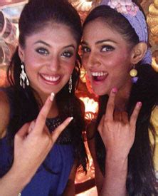 Kirtika, Mukti Made Karan’s House! | TopNews