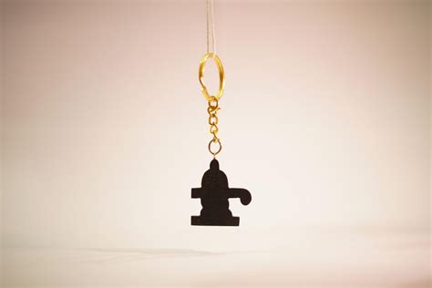 Karungali Wood Key Chain ( Shiva Linga ) 1-inch – Astromitraa