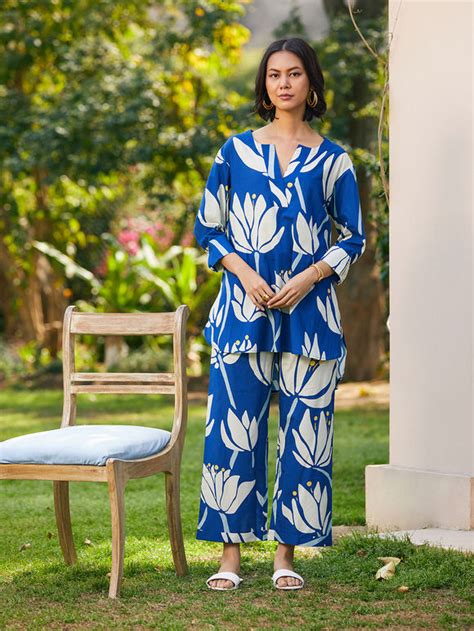 Buy Green Printed Cotton Kurta with Pants- Set of 2 | VJ188S24/02/KP ...