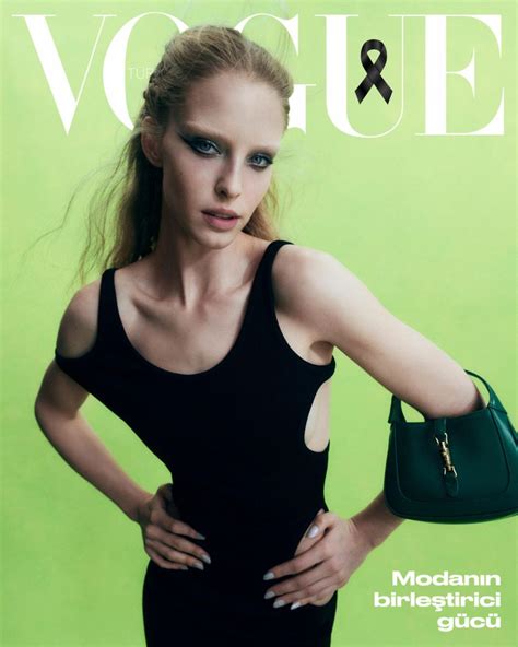 Get digital access to Vogue Türkiye - March 2023 issue | Magzter.com