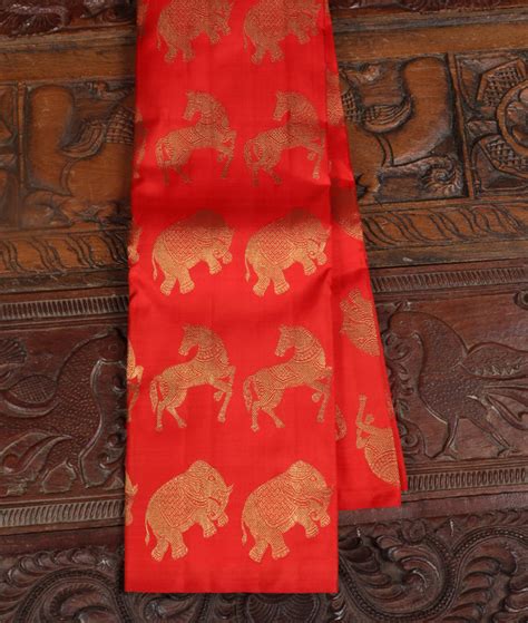 Buy Red Handwoven Kanjivaram Silk Saree T387903