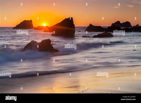 Image result for Vector Computer Frame