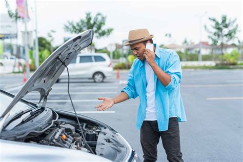 3 Concussion Symptoms After Car Accidents - Joel Bieber Law Firm