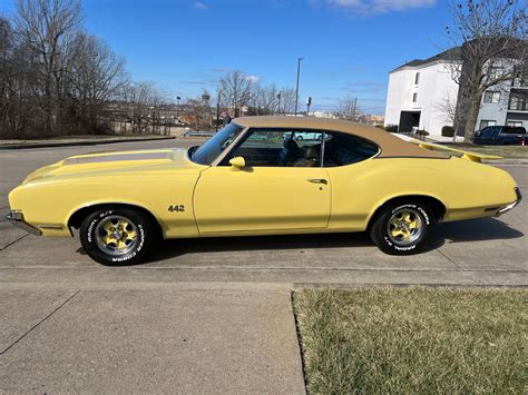 1972 Oldsmobile Cutlass | Chip Wynn Motors