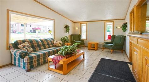 FAIRBRIDGE INN EXPRESS MERRILLVILLE - Hotel Reviews, Photos, Rate ...