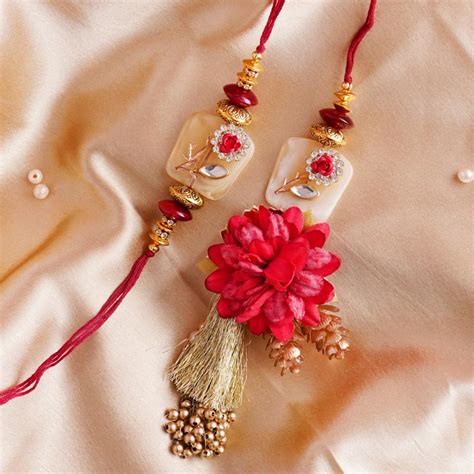 Send Traditional Golden Bhiaya Bhabhi Rakhi - Bahrain Online ...