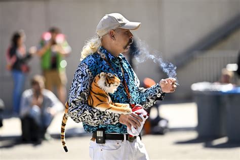 Weird and Wild Exotic Pets You Can Own In Oklahoma