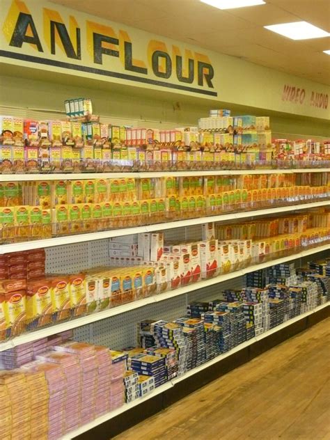 Indian Grocery Store 的图像结果