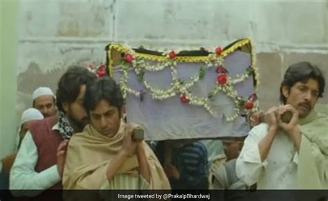 छुट्टी के लिए क्या आप भी 14 अगस्त को पड़ने वाले हैं बीमार? वायरल Memes ...