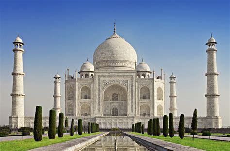 Design 101: Asymmetrical and Symmetrical Balance