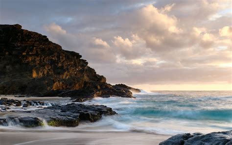Download wallpaper 3840x2400 ocean, surf, rocks, shore, sand 4k ultra ...