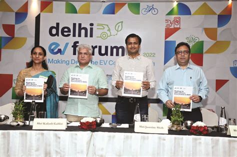 Plan to fully convert delivery fleet to electric now unveiled