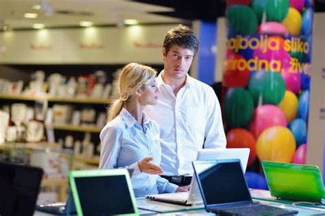 Computer Store Network 的图像结果