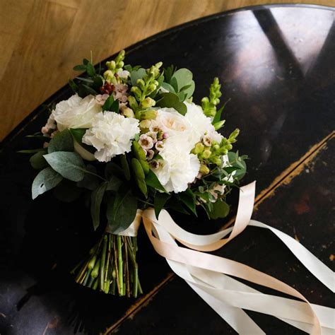 How much do flowers cost for a small wedding 60 photos - Astyledwedding.com