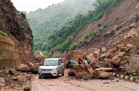 दिल्ली, बिहार, हिमाचल... प्राकृतिक आपदाएं कैसे भारत के नक्शे को शहर-दर ...