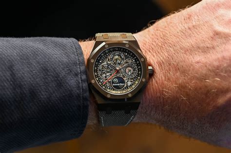 Neue Uhr: Travis Scott x AP Royal Oak Perpetual Calendar Openworked ...