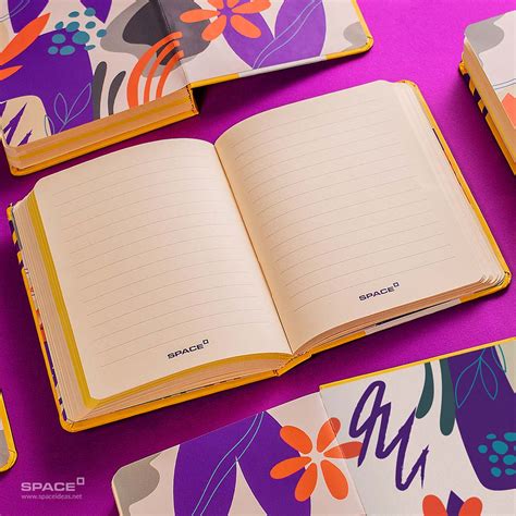 Space | Notebook | Cat