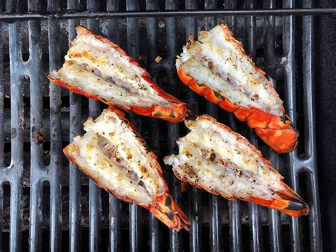 https://www.allrecipes.com/thmb/HiCe0srsUhExprstxXBkhTaxIPw%3D/1500x0/filters%3Ano_upscale%28%29%3Amax_bytes%28150000%29%3Astrip_icc%28%29/How-to-Grill-Lobster-Tail-6-2000-e19cc9c527d44e9c9a754b59fe16481e.jpg