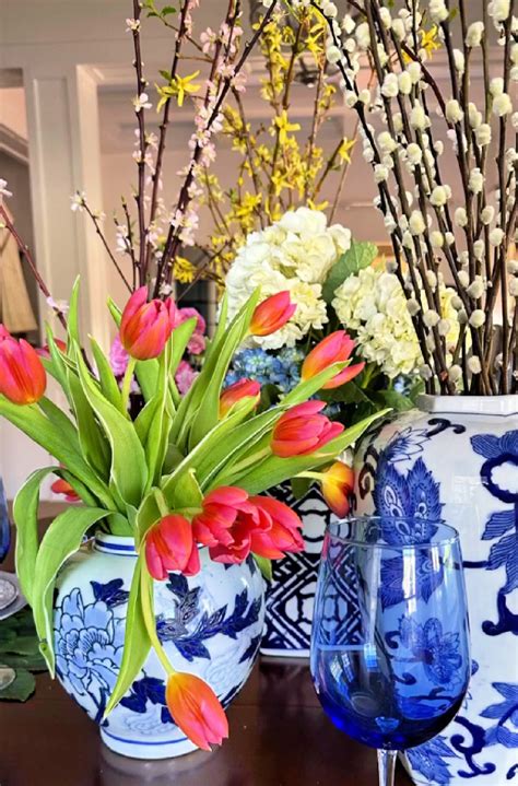 Spring Flower Arrangement 的图像结果