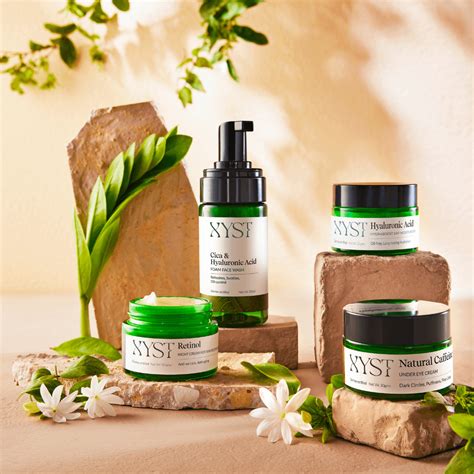 Buy AM to PM Hydration Kit – 4 Skincare Routine Essentials in India – Xyst