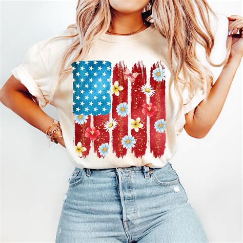 Floral American Flag Tee – 4th of July USA Patriotic Summer Red White ...