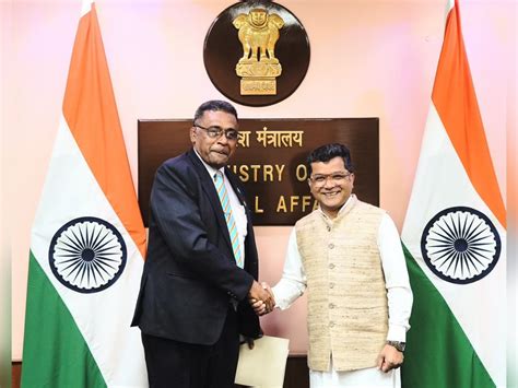 India, Fiji discuss bilateral ties, possibilities for cooperation in ...