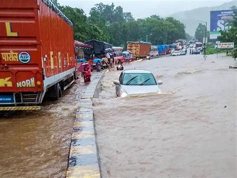 Mumbai Rains News: Mumbai rain hits normal life; many schools shut ...