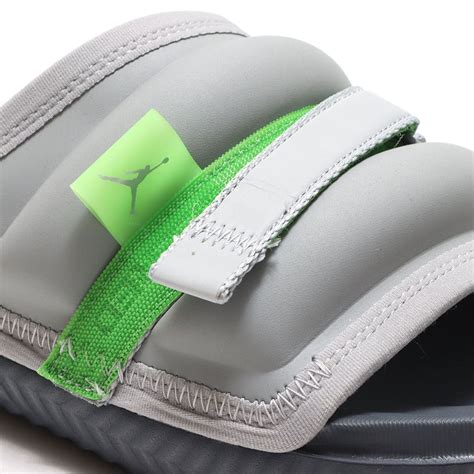JORDAN BRAND JORDAN SUPER PLAY SLIDE SILVER/GREEN BEAN-FLINT GREY（ジョーダン ...