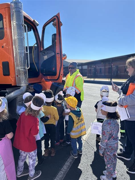 Another awesome career day at Mt. Zion Elementary School! These kids ...