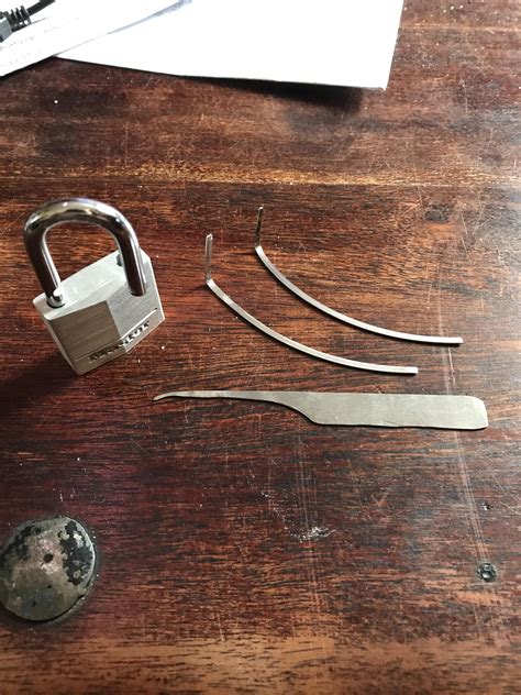 Homemade Lock Picks 的图像结果