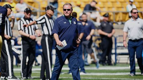 Brian Kelly of Notre Dame Fighting Irish -- Staffer liked tweet about ...