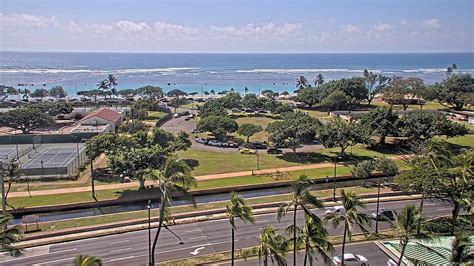 Webcam Honolulu, Hawaii: Oahu's South Shore Surf Cam from Ward Village