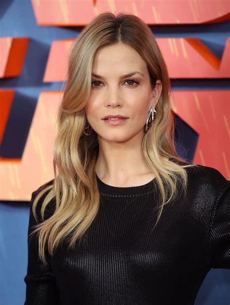 Sylvia Hoeks – “Blade Runner 2049” Photocall in London 09/21/2017 • CelebMafia